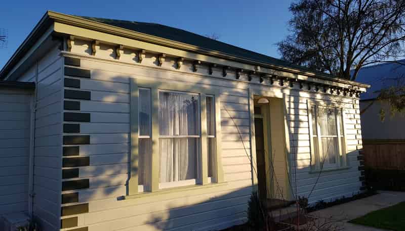 24 Warwick Street, Richmond