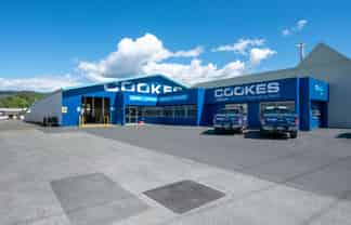 Exceptional Trade/Retail Opportunity