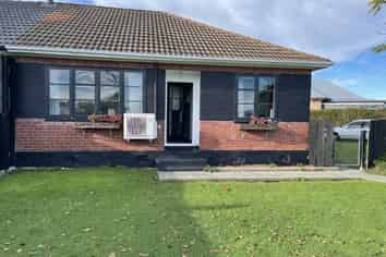 107 MacKenzie Street, Winton