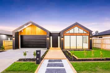 10 Gertrude Cole Road, Clarks Beach