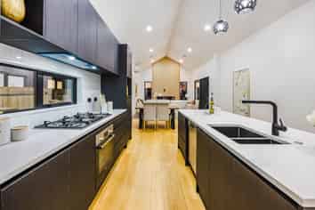 10 Gertrude Cole Road, Clarks Beach