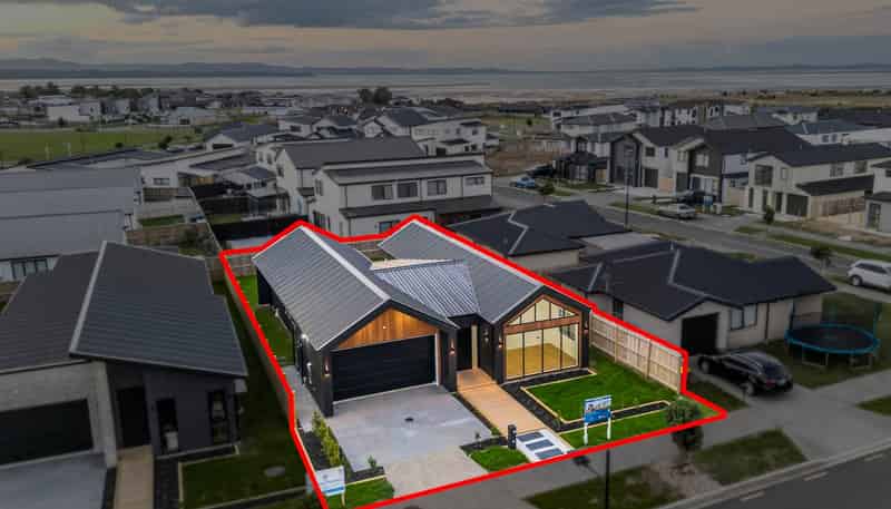 10 Gertrude Cole Road, Clarks Beach