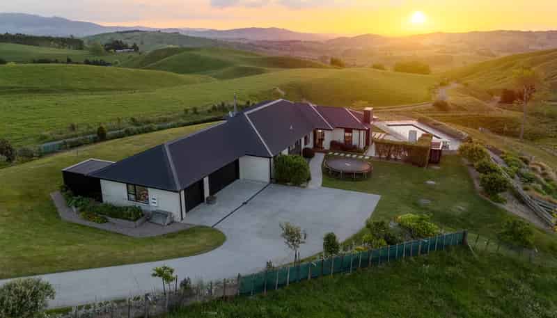 203 Oliver Road, Cambridge