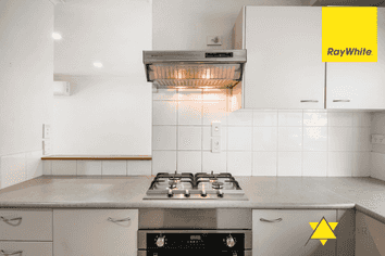 18/2 Arawa Street, New Lynn