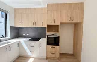  677C Sandringham Road, Sandringham