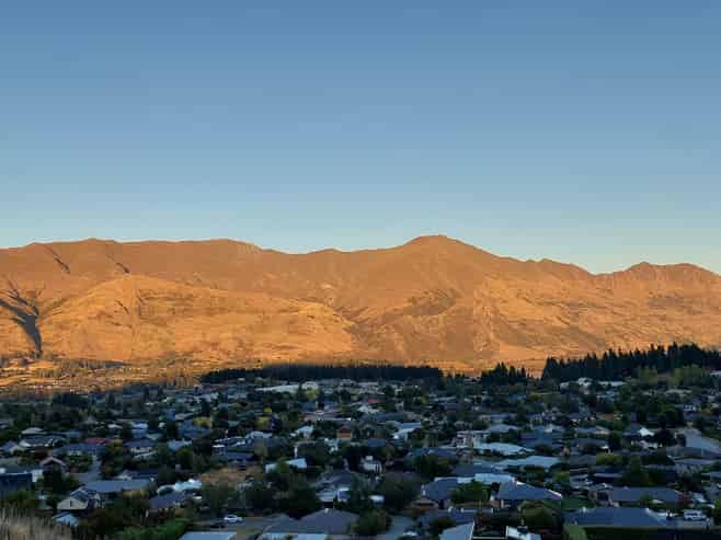 9 Fastness Crescent, Wanaka
