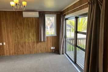 9 Winifred Avenue, Bayview