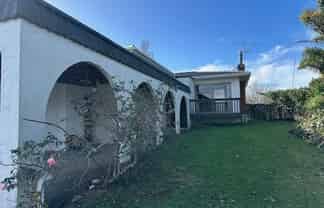 9 Winifred Avenue, Bayview