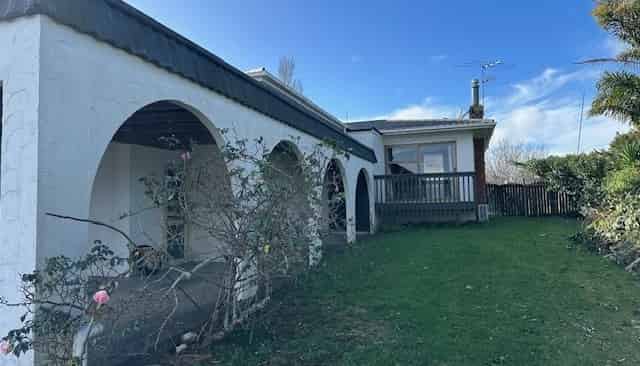 9 Winifred Avenue, Bayview