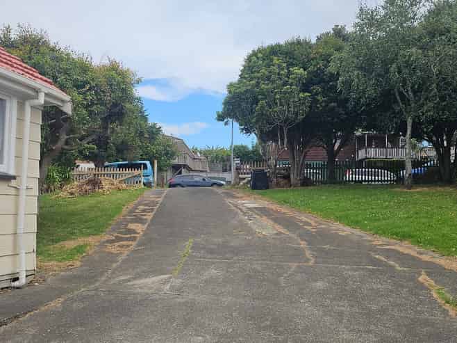 65 Ernie Pinches Street, Mount Albert