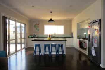 4 Rossini Court, Karaka