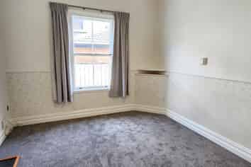 8 Cutfield Road, New Plymouth Central