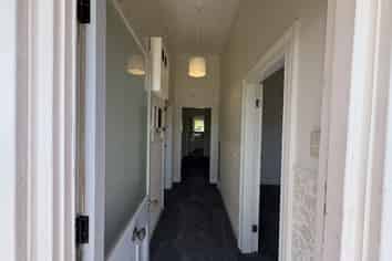 8 Cutfield Road, New Plymouth Central