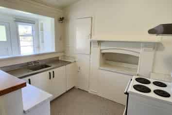 8 Cutfield Road, New Plymouth Central