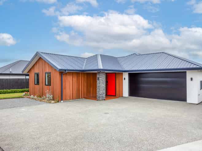 27 Kaitorete Drive, Lincoln