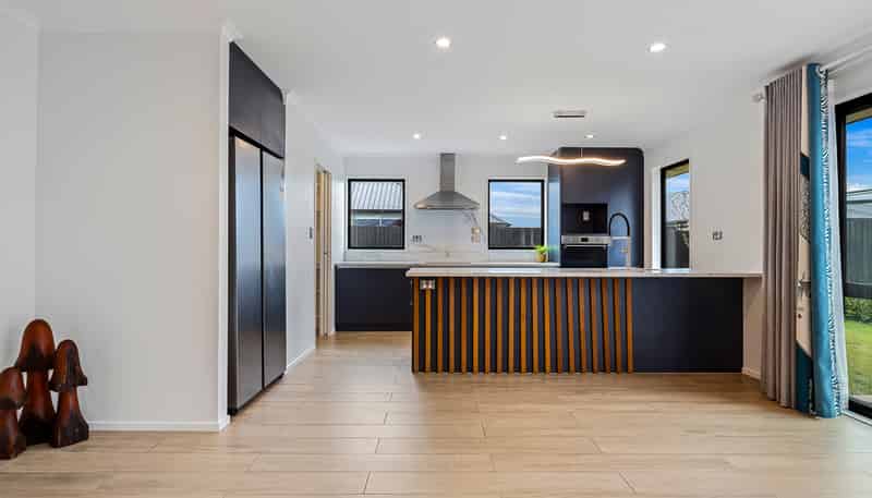 27 Kaitorete Drive, Lincoln