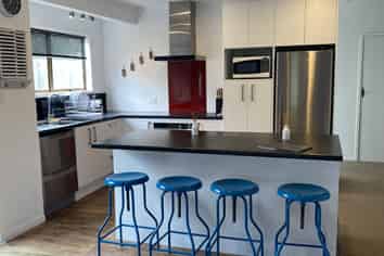 565 Weymouth Road, Weymouth