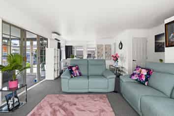 509 Burnett Street, Mahora