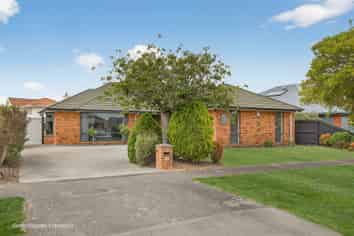 111 Inwoods Close, Parklands