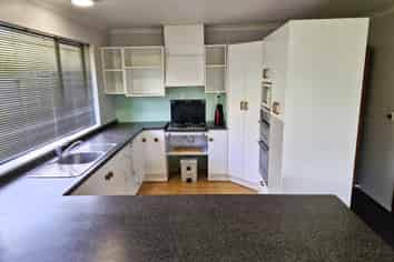 82 Fifth Street, Kumara