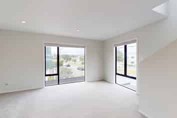 1/101 Rongotai Road, Kilbirnie