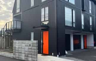 1/101 Rongotai Road, Kilbirnie