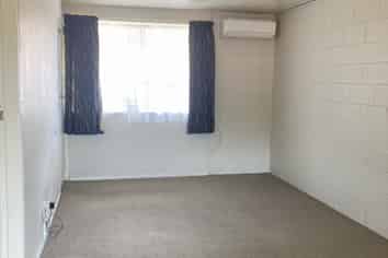 4/210 Grey Street, Hamilton East