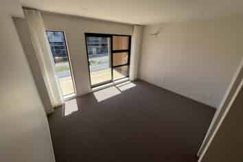 121 Te Oneroa Way , Long Bay