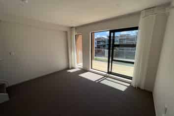 121 Te Oneroa Way , Long Bay