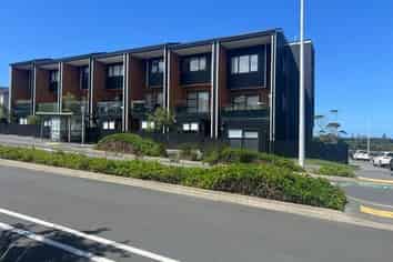 121 Te Oneroa Way , Long Bay