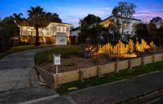 19 Highland Avenue, Titirangi