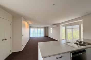 4/143A Wiseley Road, West Harbour