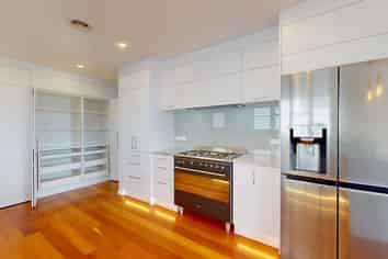 87 Farnham Street, Mornington