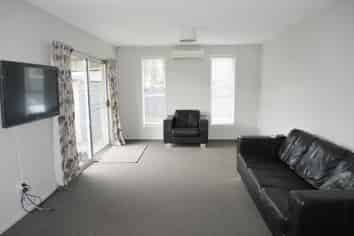 1/38 Epsom Rd, Sockburn