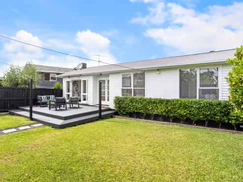 45 Totara Road, Te Atatu Peninsula