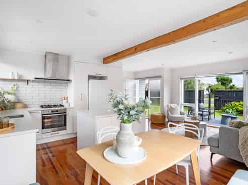 45 Totara Road, Te Atatu Peninsula