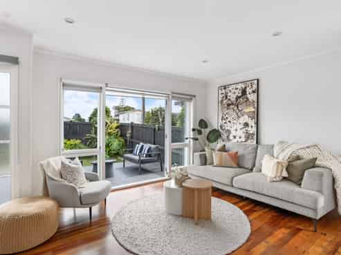 45 Totara Road, Te Atatu Peninsula