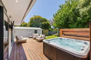 6 Bidwell Place, Hillmorton