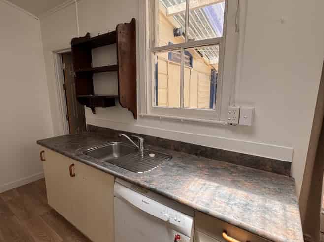 19 Holloway Road, Aro Valley