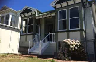 30 Hargreaves St, Mount Cook