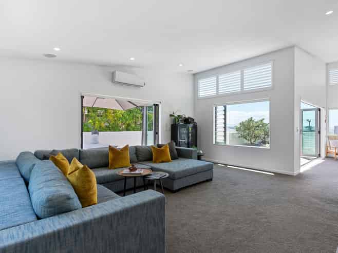 9A Seaview Terrace, Mount Albert