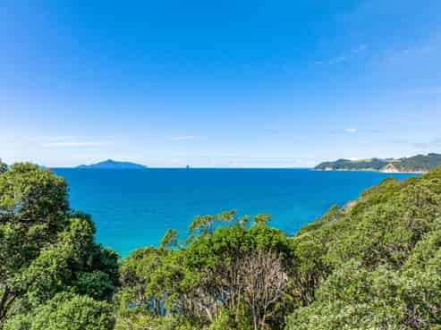 1111D  Cove Road, Langs Beach