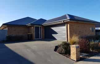 8 Manuka Street, Pegasus