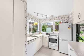 66b Major Drive, Kelson