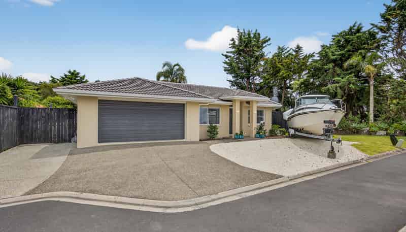 6D Clearwater Cove, West Harbour