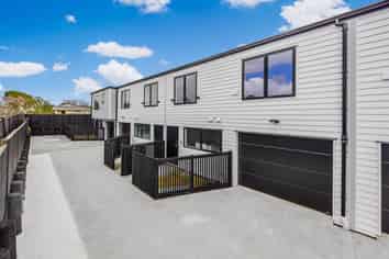 10C Tinkler Place, Favona