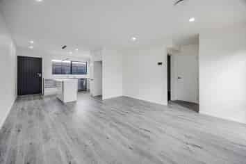 10C Tinkler Place, Favona