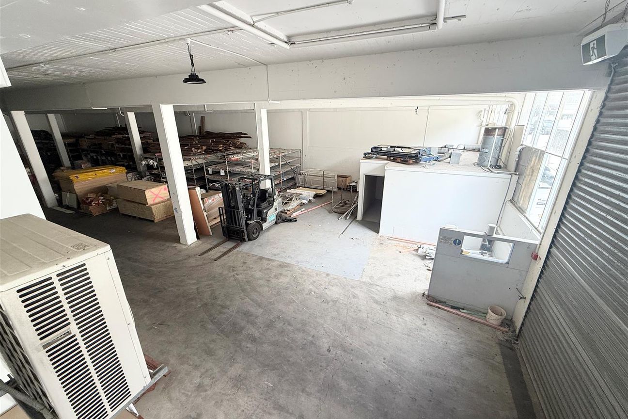The Perfect Ngauranga Warehouse - Vista 3