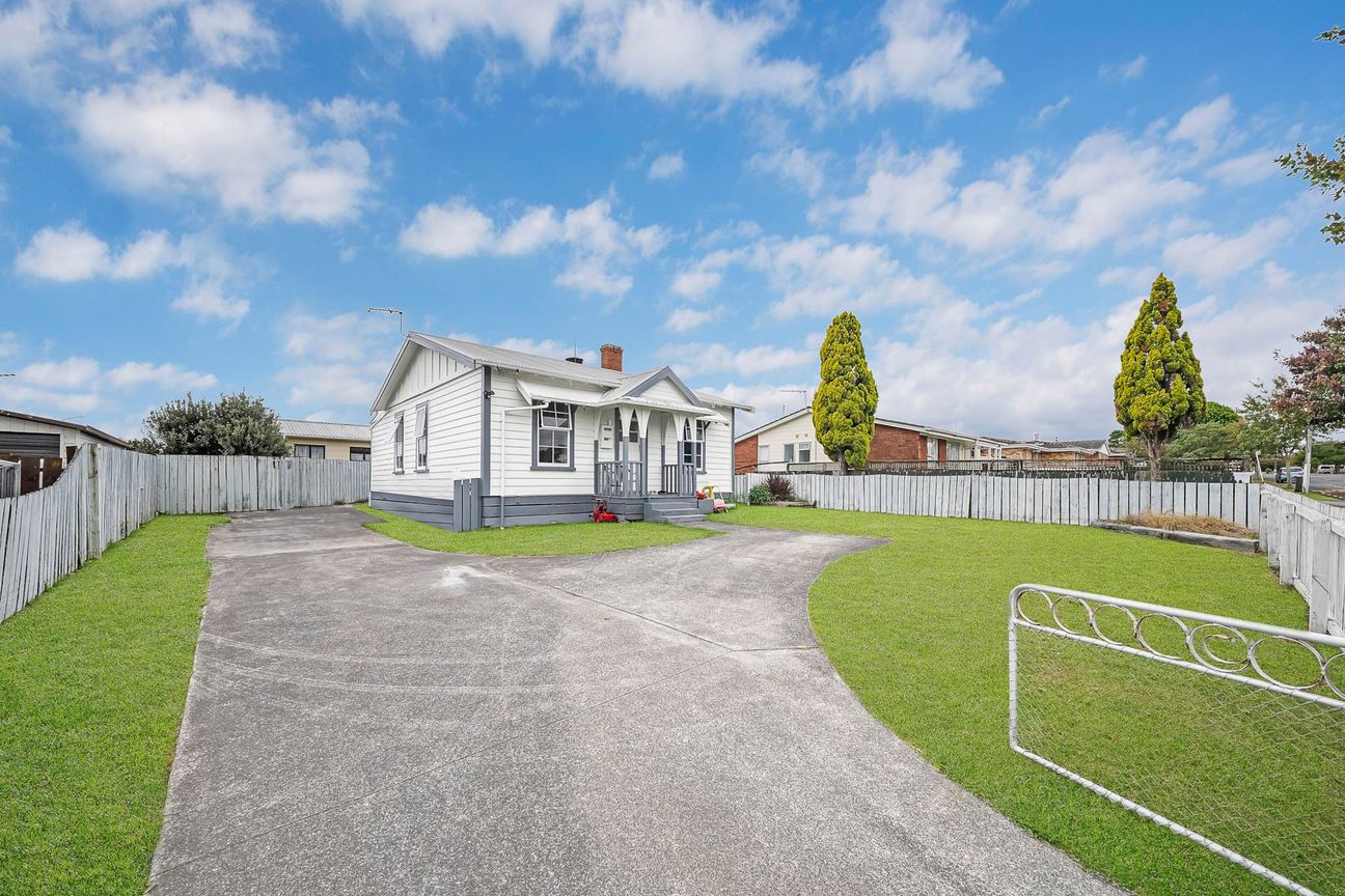 Spacious, Charming & Full of Potential - Widok 5