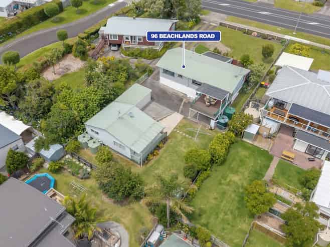 96 Beachlands Road, Beachlands